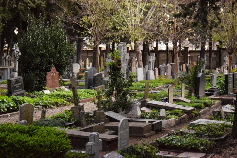 Tour por el Cementerio Británico