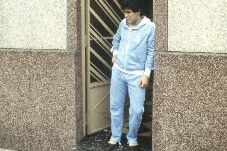 Entrada a la Casa de Diego Maradona