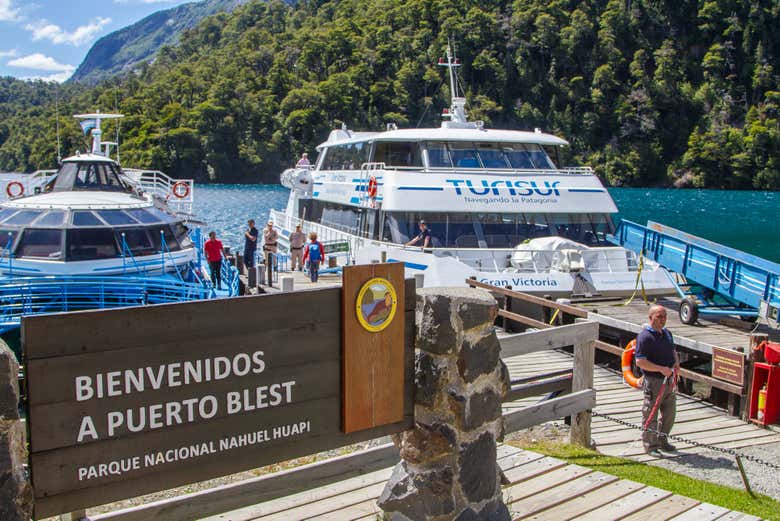 Cruce andino por los lagos de la cordillera de los Andes