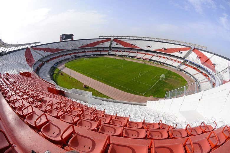 Tour del fútbol, Boca Juniors y River Plate