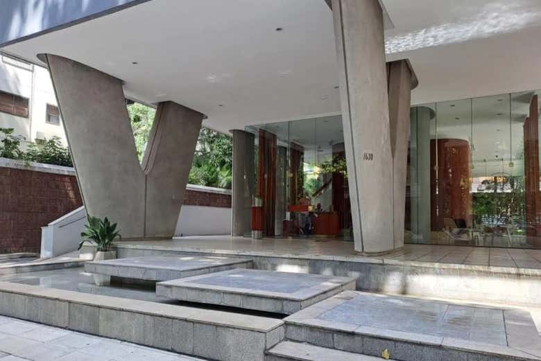 Tour por el Barrio Chino y el parque Barrancas de Belgrano