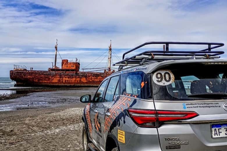 Oferta: Excursión en 4x4 a Cabo San Pablo y los lagos Escondido y Fagnano