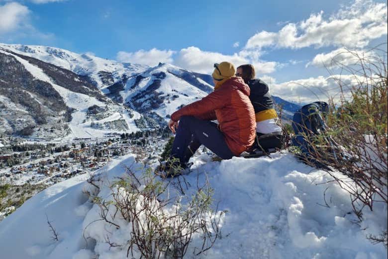 Paseo con raquetas de nieve por el Cerro San Martín