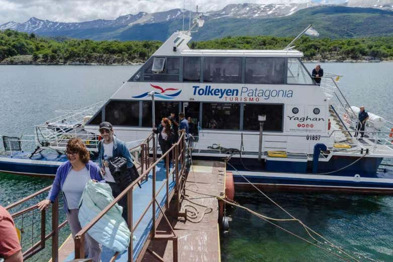 Tour por Tierra del Fuego + Barco a la isla Redonda
