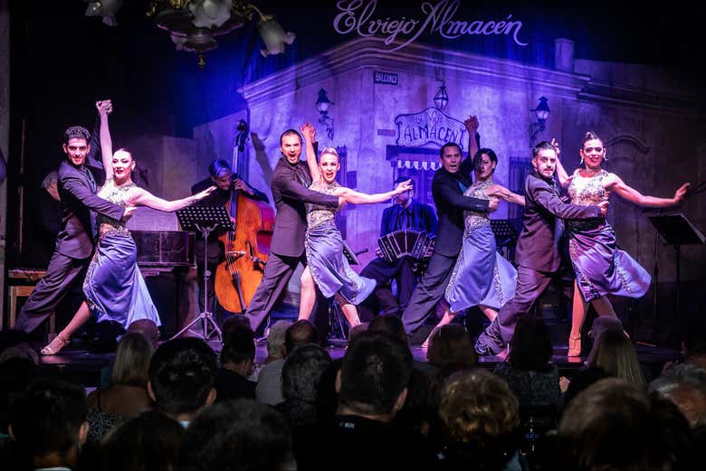 Espectáculo de tango en El Viejo Almacén
