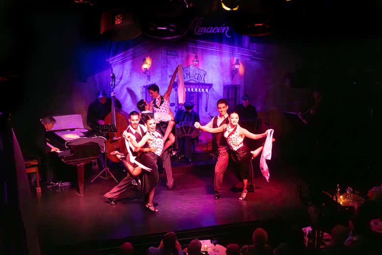 Espectáculo de tango en El Viejo Almacén