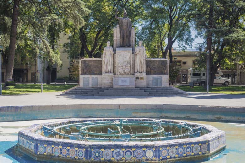 Free tour por las plazas de Mendoza