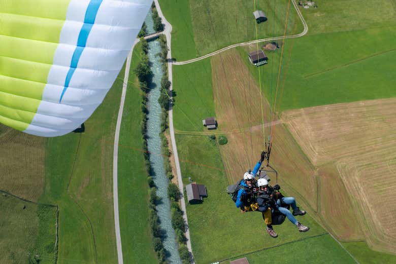 Vuelo en parapente por el Tirol
