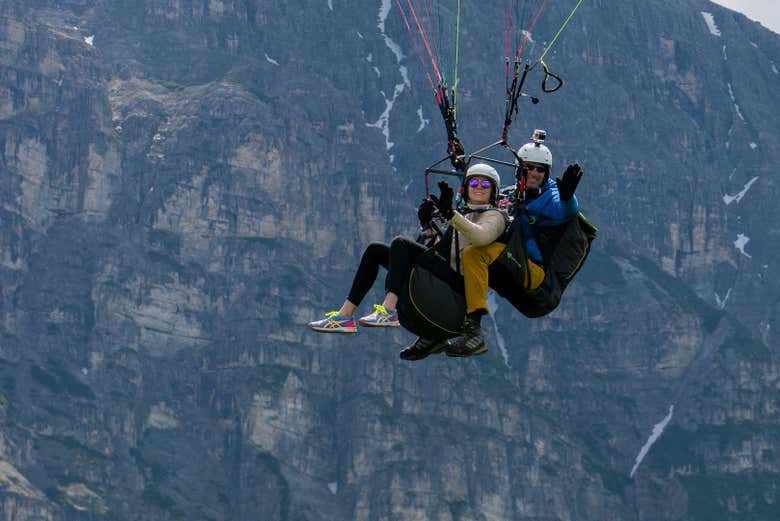 Vuelo en parapente por el Tirol