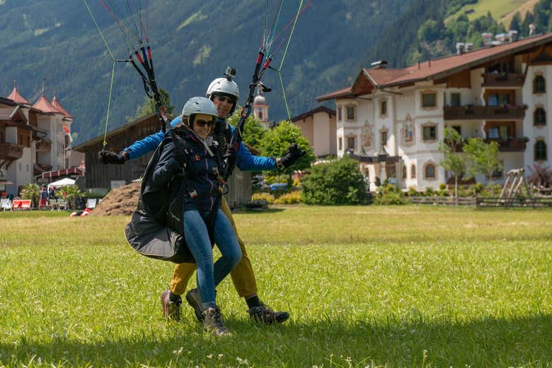 Vuelo en parapente por el Tirol