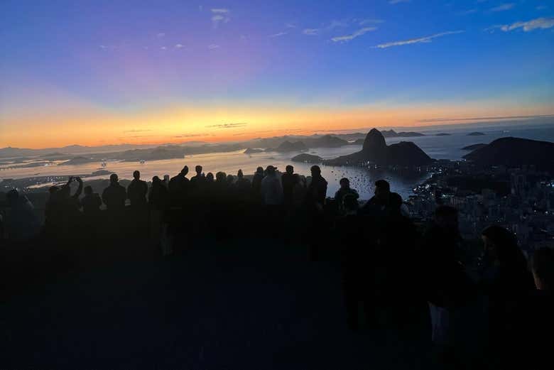Amanecer en el mirador de Dona Marta + Cristo Redentor