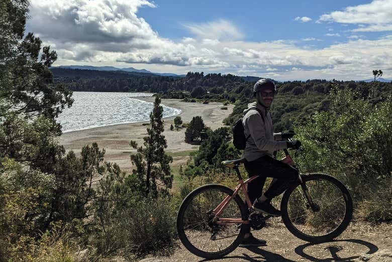 Tour en bicicleta por Colonia Suiza y Villa Los Coihues