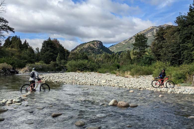 Tour en bicicleta por Colonia Suiza y Villa Los Coihues