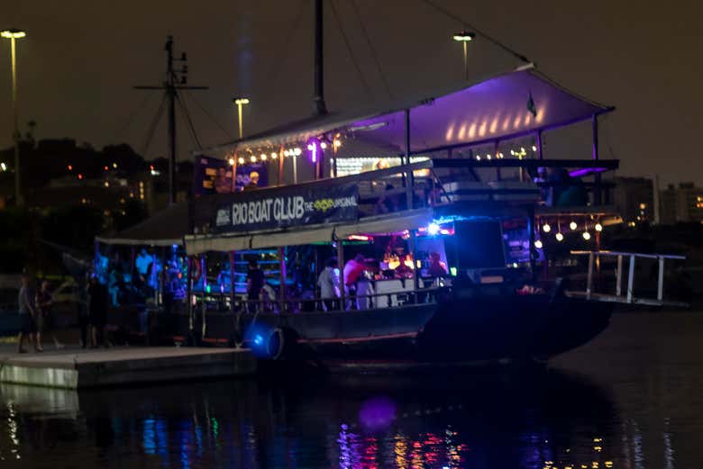 Fiesta en barco por Río de Janeiro