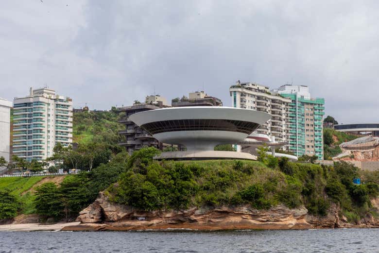 Paseo en barco al atardecer por la bahía de Guanabara