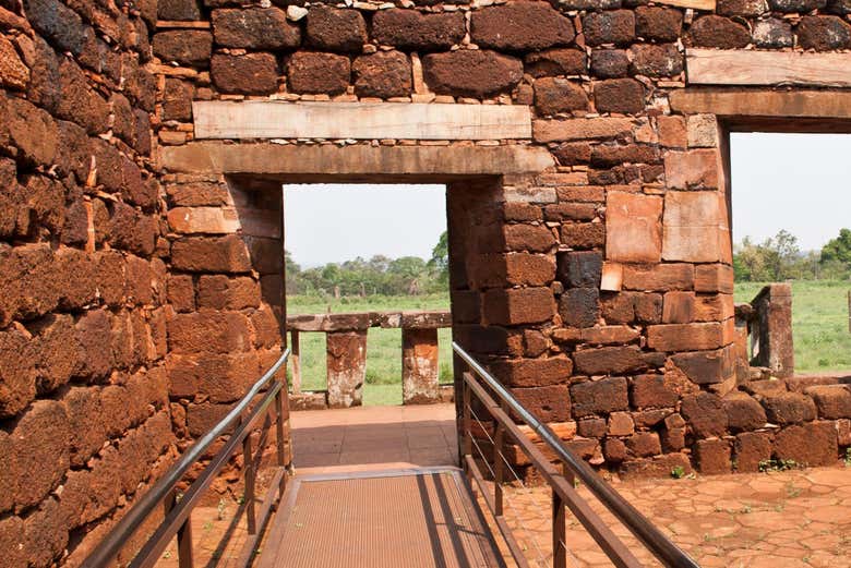 Excursión a las ruinas de San Ignacio y las minas de Wanda