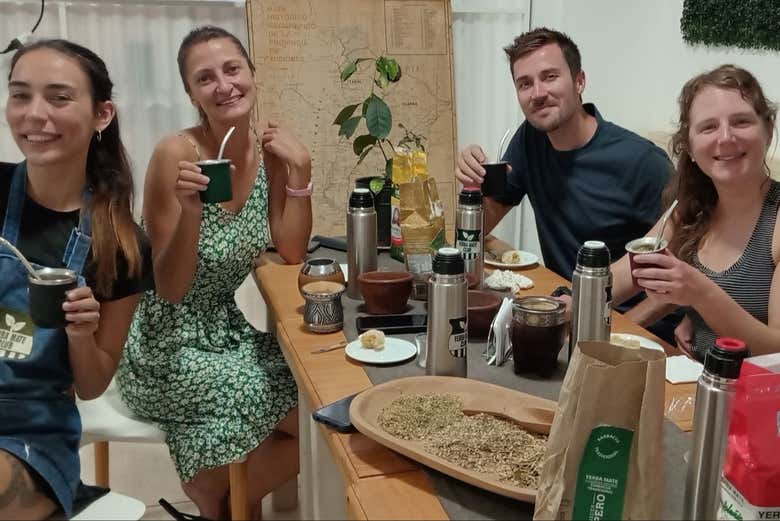 Taller de mate argentino en Puerto Iguazú
