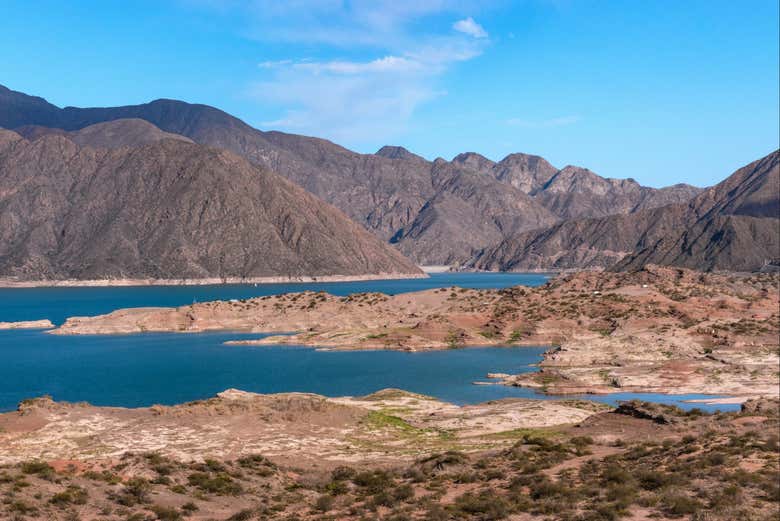 Excursión de alta montaña por los Andes en grupo reducido