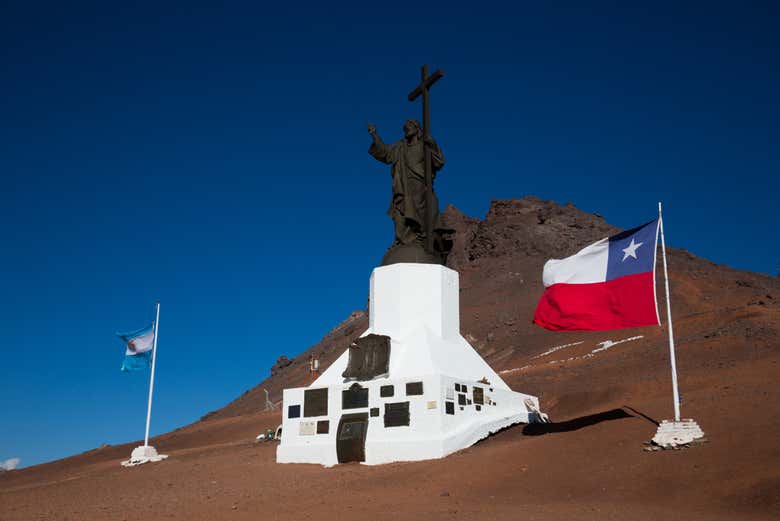 Excursión de alta montaña por los Andes en grupo reducido