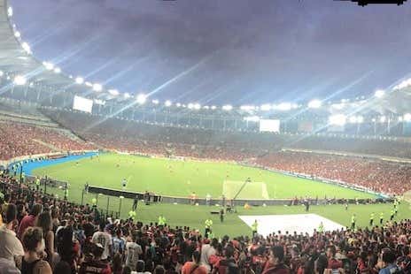 Partido de fútbol en Río de Janeiro con guía local
