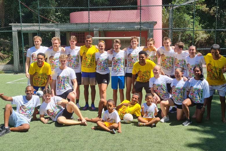 Tour por la favela Santa Marta con comida o partido de fútbol