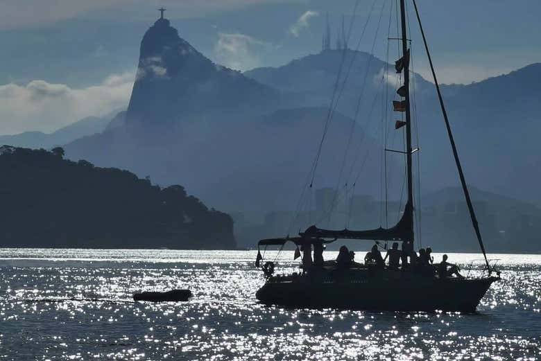 Paseo en velero por Río de Janeiro