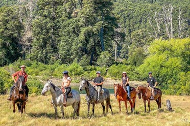 Rafting en la zona fronteriza del ro Manso