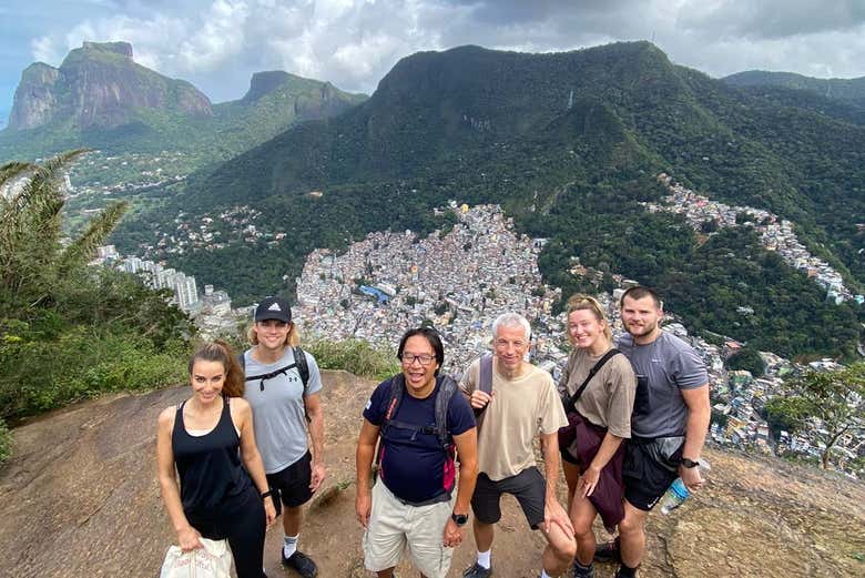 Excursión al Morro Dois Irmãos + Favela de Vidigal