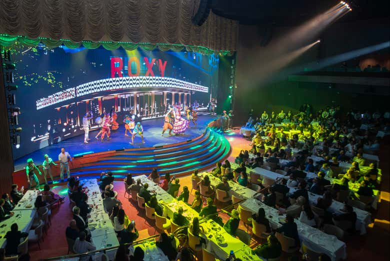 Entrada a Roxy Dinner Show con cena