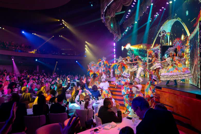 Entrada a Roxy Dinner Show con cena