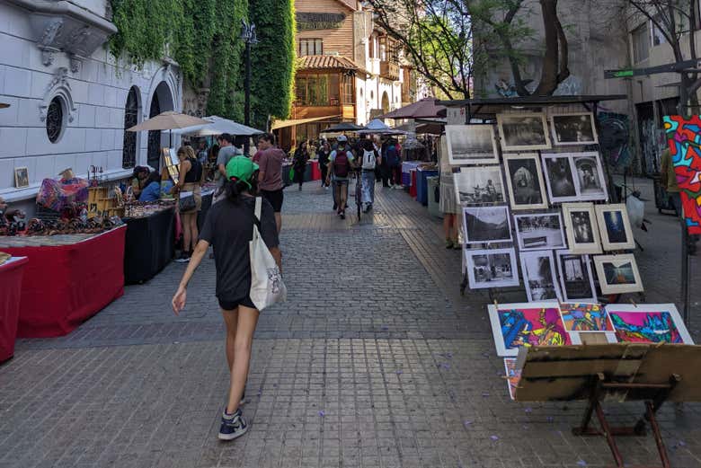 Free tour por el exterior de los museos y palacios de Santiago