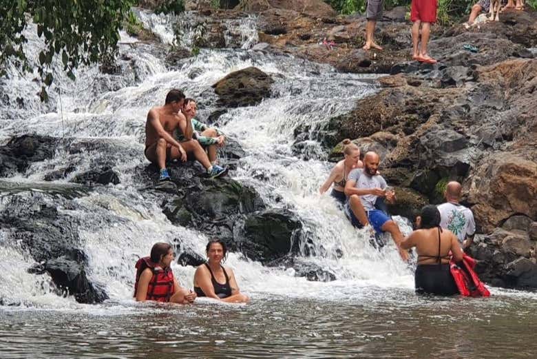 Senderismo por las cascadas secretas de Iguazú