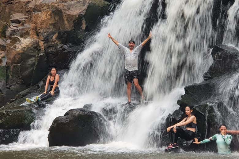 Senderismo por las cascadas secretas de Iguazú