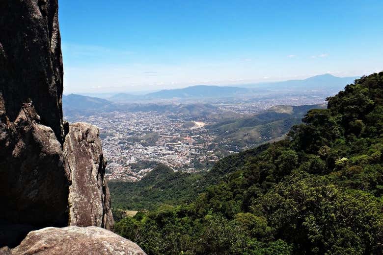 Senderismo y rápel en el Bico do Papagaio