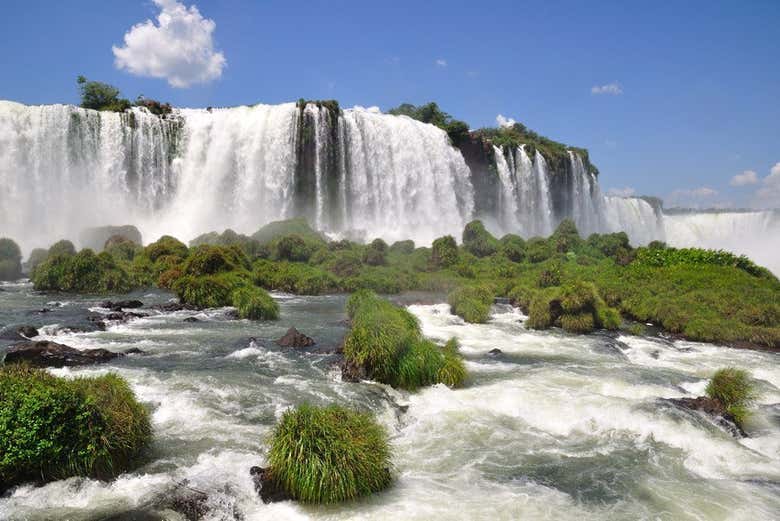Entrada al lado brasileño de las Cataratas de Iguazú