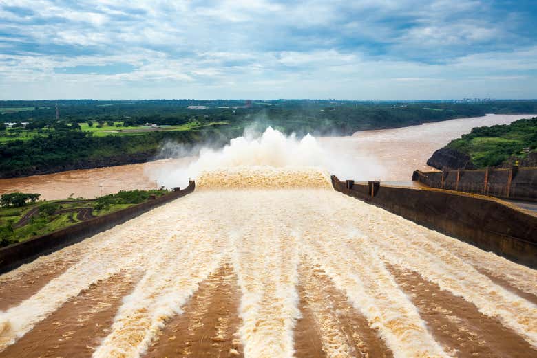 Excursión a la represa de Itaipú
