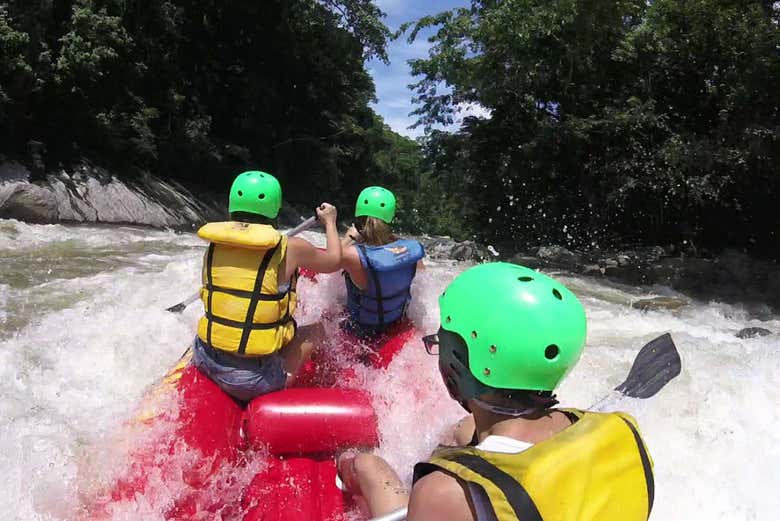 Rafting en el río Macaé