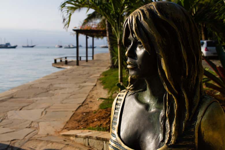 Tour por Búzios + Paseo en catamarán