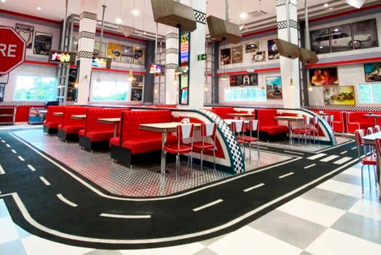 Entrada a Movie Cars