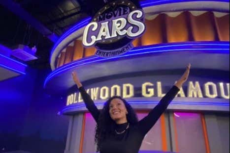 Entrada a Movie Cars