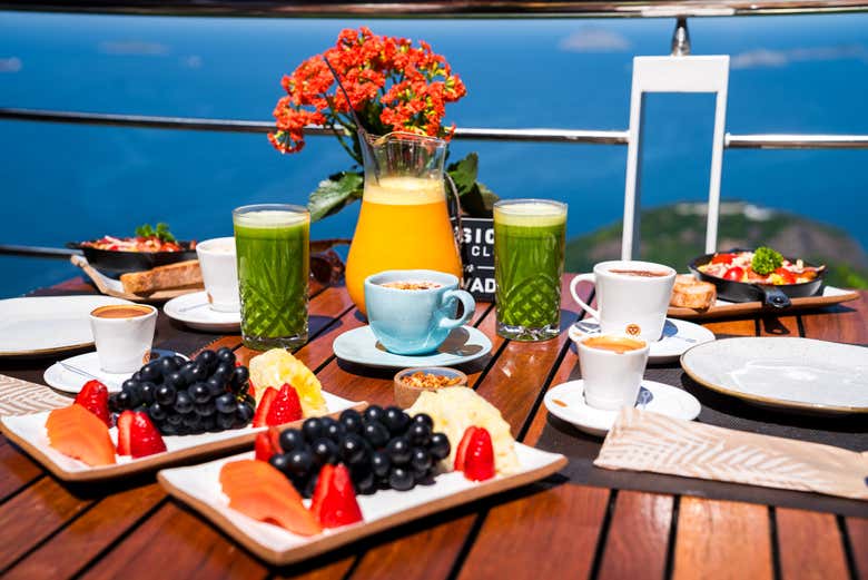 Amanecer en el Pan de Azúcar con desayuno