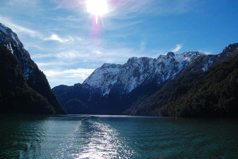 Cruce andino por los lagos de la cordillera de los Andes