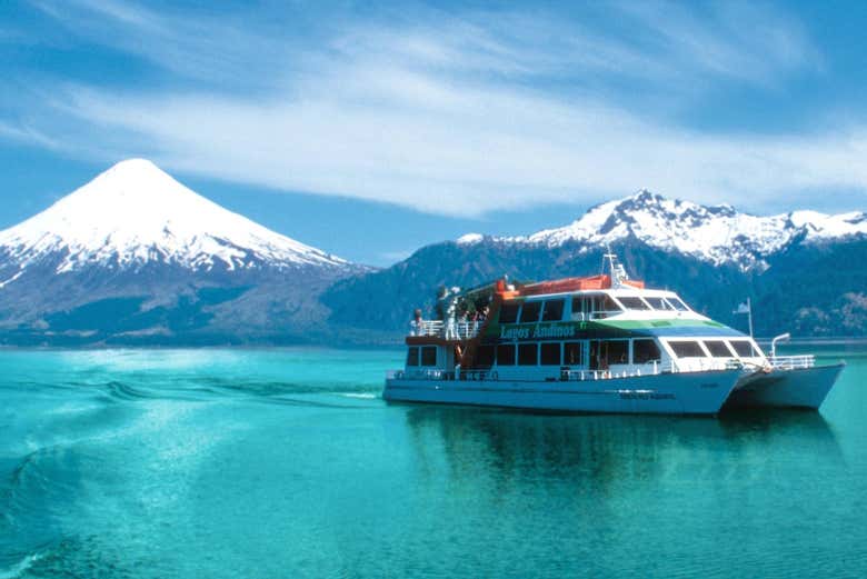 Cruce andino por los lagos de la cordillera de los Andes