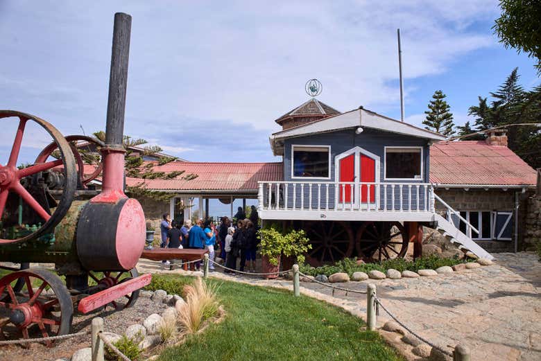 Excursión a Isla Negra y Pomaire