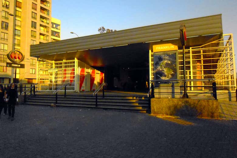 Tour por el Mercado de las Pulgas