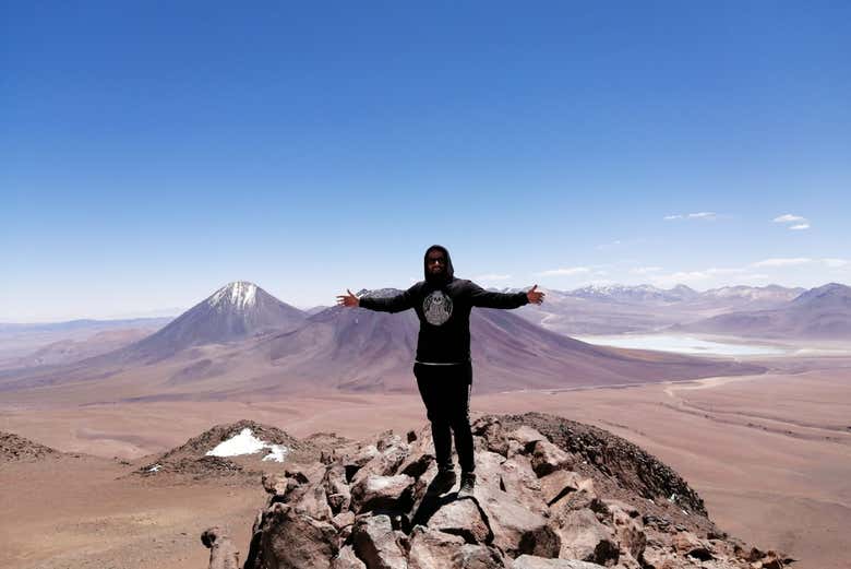 Trekking por el volcán Cerro Toco