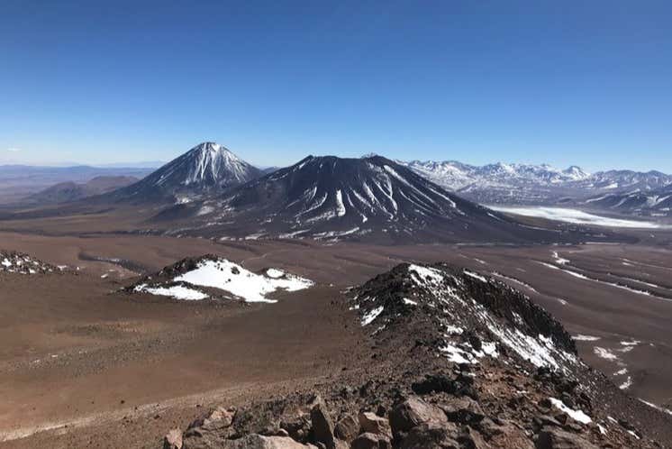 Trekking por el volcán Cerro Toco