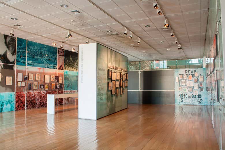 Tour por el Museo de la Memoria y los Derechos Humanos