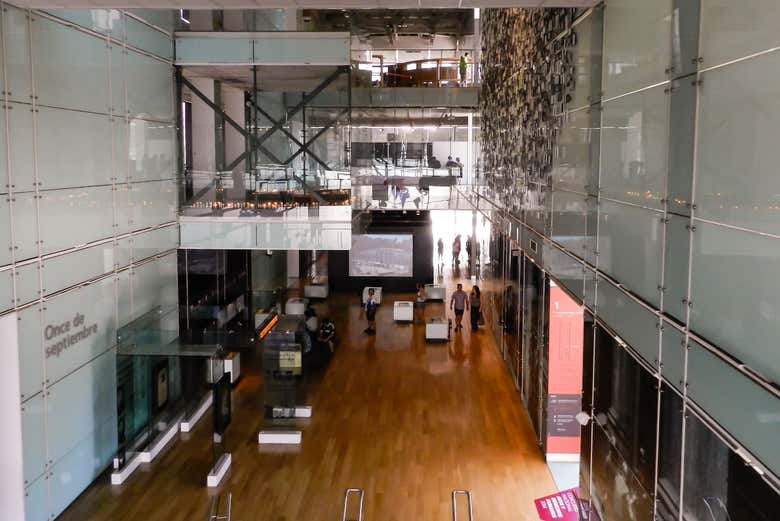 Tour por el Museo de la Memoria y los Derechos Humanos
