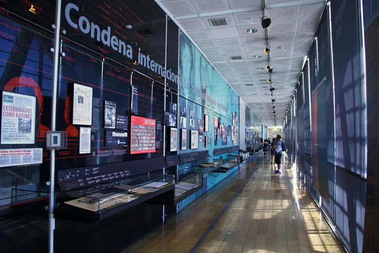 Tour por el Museo de la Memoria y los Derechos Humanos